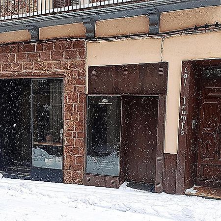 Apartaments Cal Trumfo Prades Exterior foto